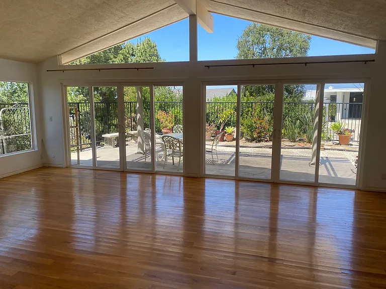11318 Dona Lisa Dr — Photo 9