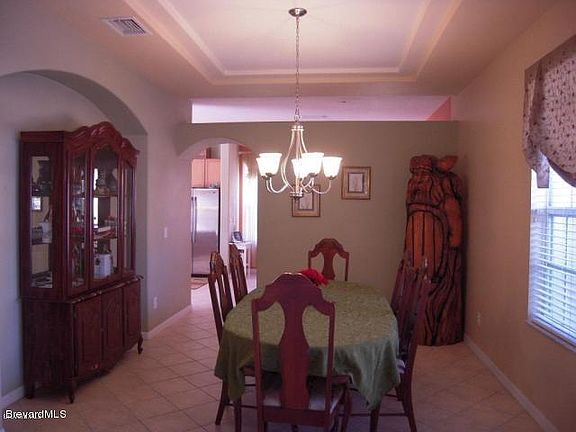 4th image of 5335 Creekwood Dr