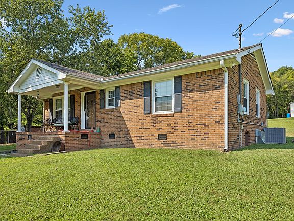3rd image of 4462 Jackson Hollow Rd