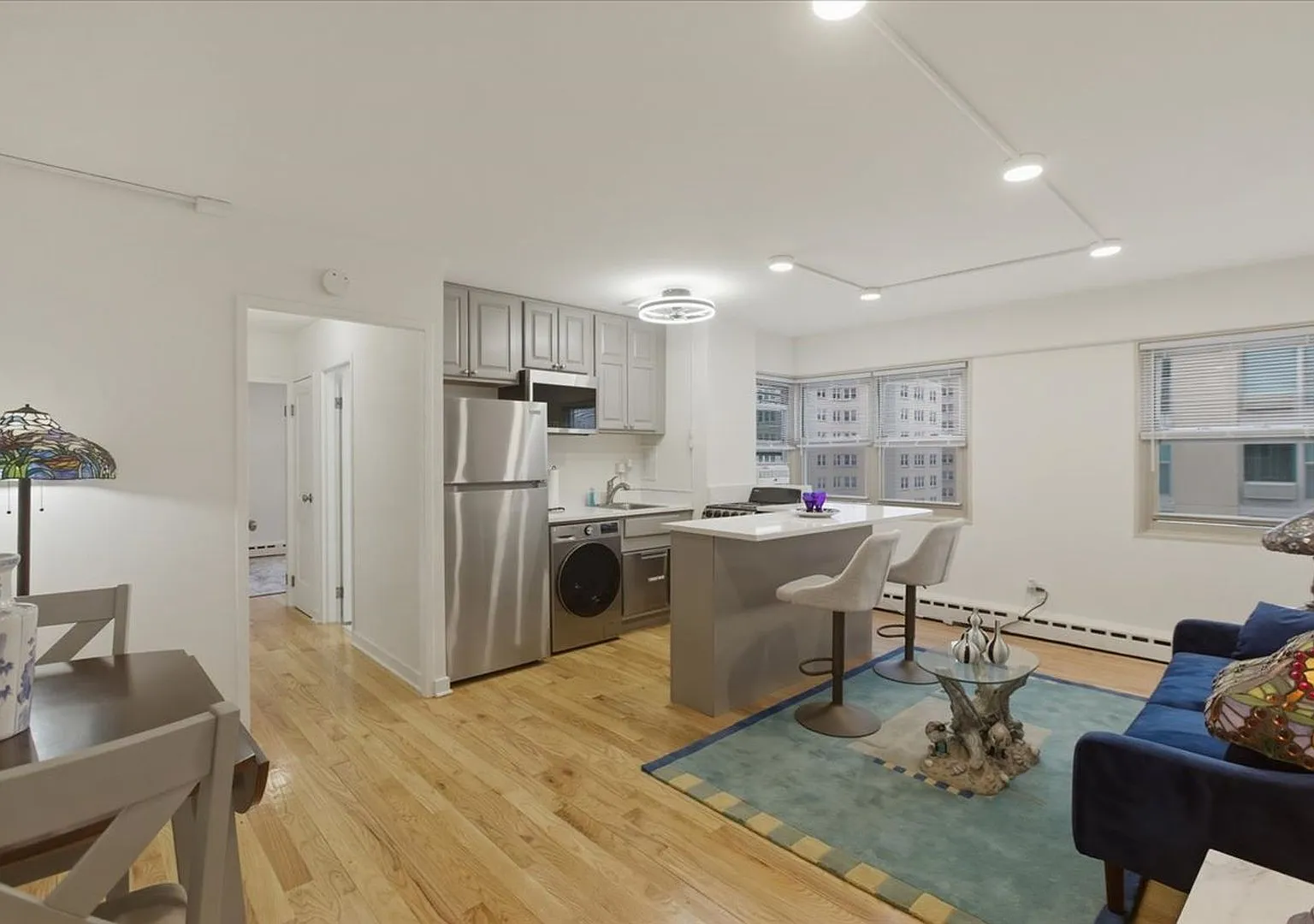 5631 N Sheridan Rd — Photo 3