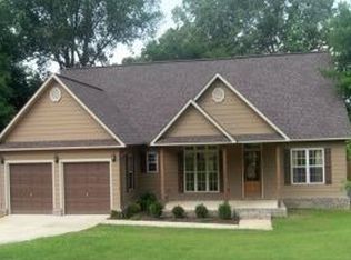 138 Deerfield Dr, Guntown, MS 38849