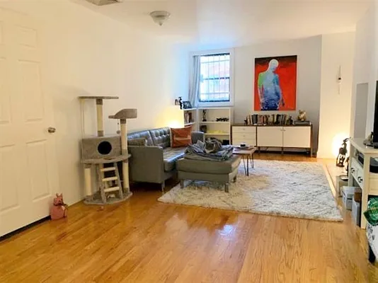 Rented by Citi Habitats | media 25