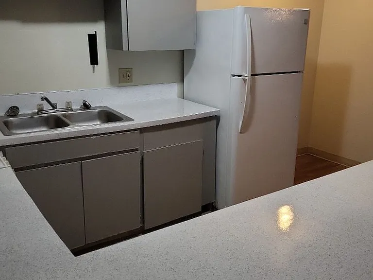 9100 NE 15th Ave — Photo 3