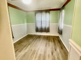 225 Avacado Ct, Fort Myers, FL 33905