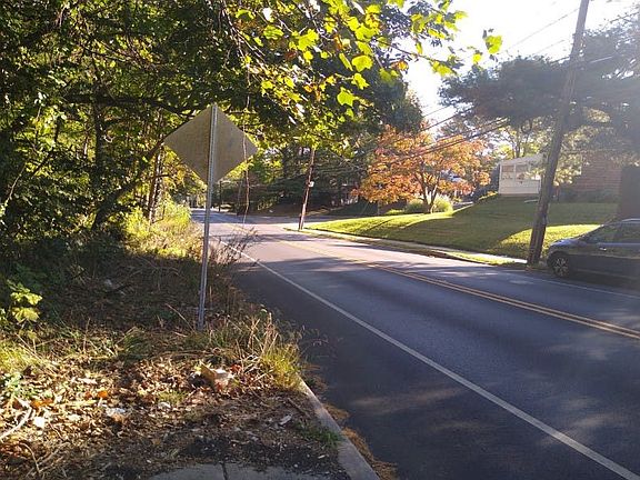 5th image of 757 W Providence Rd