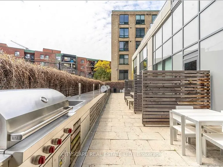 775 King St W #701 — Photo 13