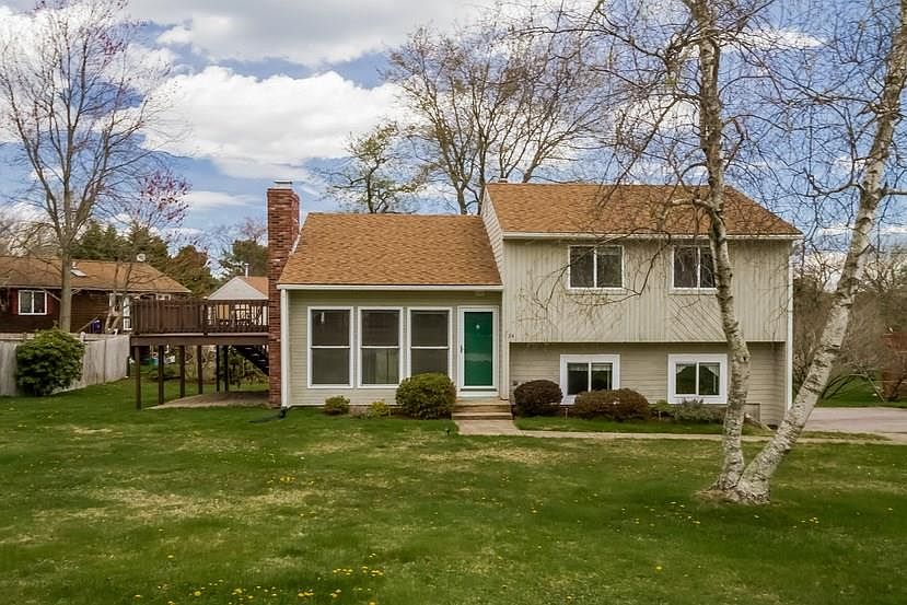1st image of 24 Gardenia Ln