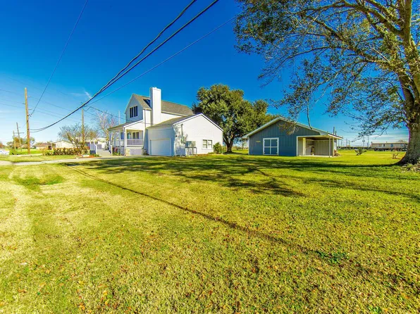 444 Chester Lee St, Larose, LA 70373