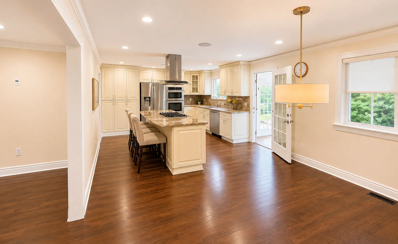 5 bed, 3.5 bath, 3156 sqft, $4,500 — Photo 4
