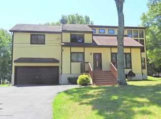 206 Dry Pond Dr, East Stroudsburg, PA 18302