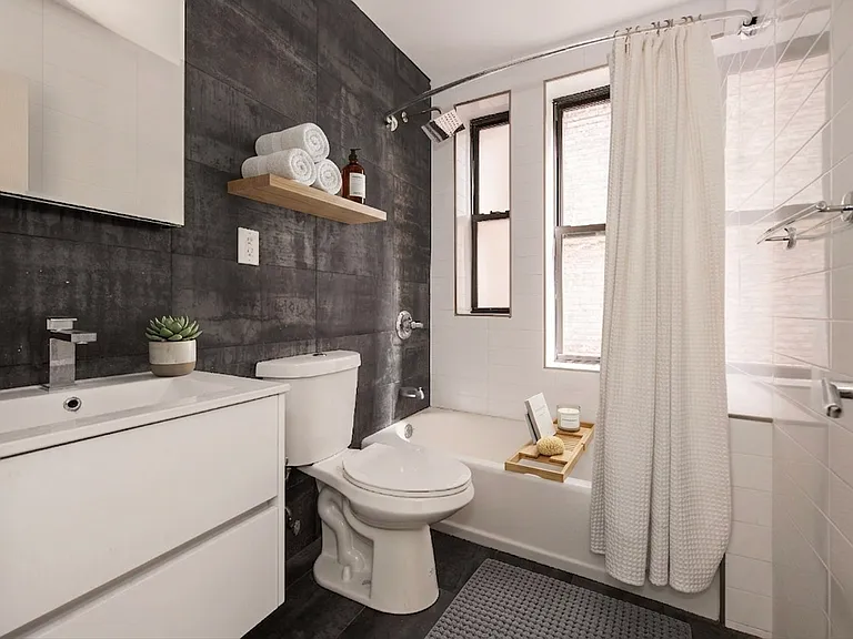137 Sullivan St #4 — Photo 4
