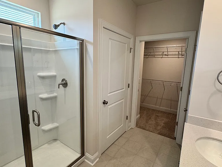 7419 Linda Vista Ln — Photo 9