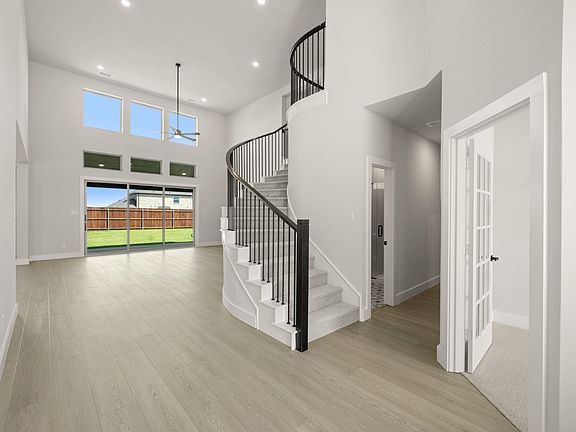 7th image of this home