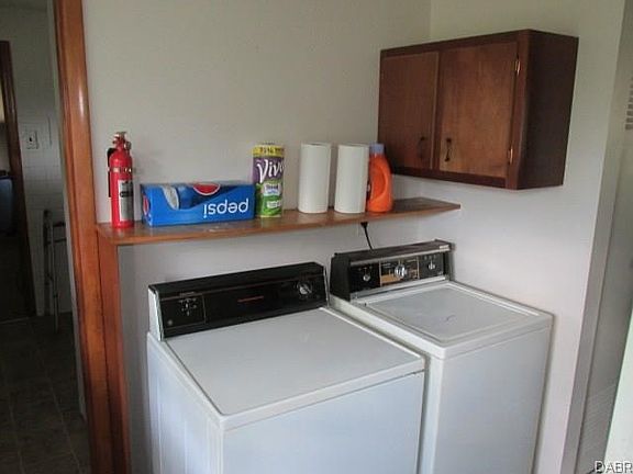 4th image of 9377 Stephanie St