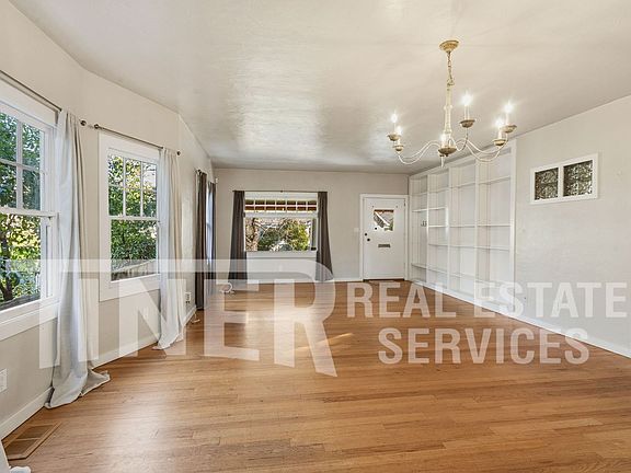 3rd image of 2916 22nd St