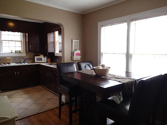 4th image of 5205 Sunbeam Ave