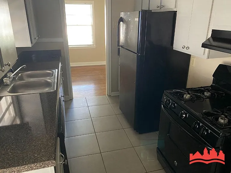 4711 Given Ave — Photo 6