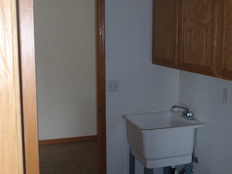 7052 Avalon Ave — Photo 14