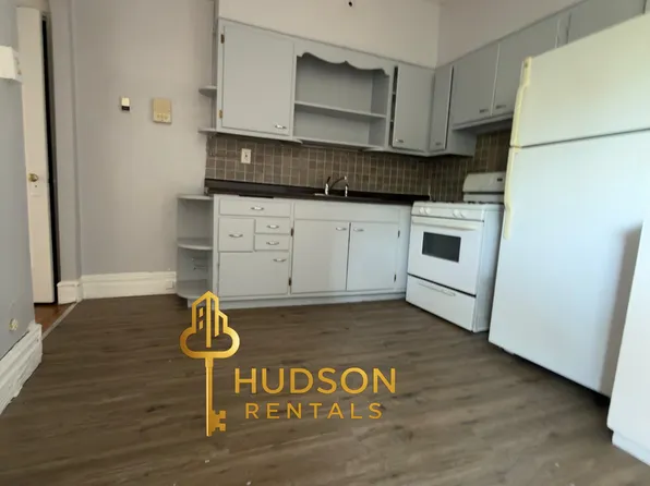 159 Hutton Street image 1 of 5