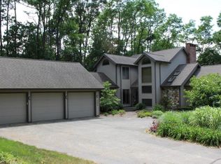 2990 Dune Ridge Path, Stevensville, MI 49127