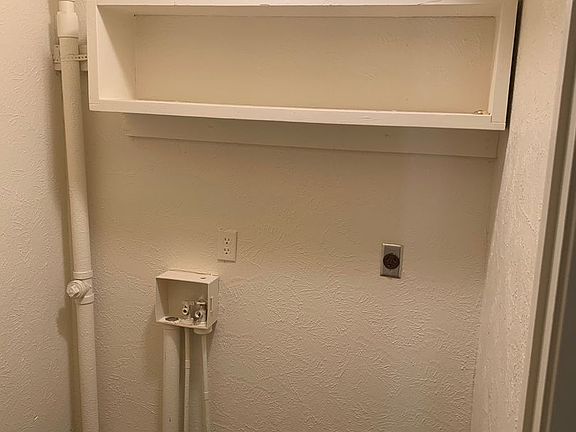 5th image of 312 West Ave