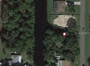 2041 Cedarwood St #27, Pt Charlotte, FL 33948