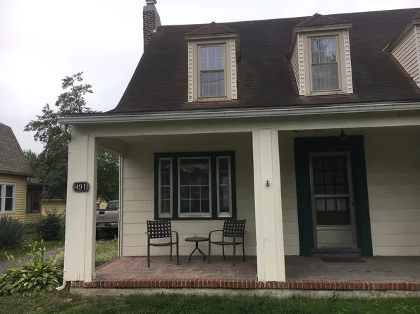 491 W 4th St, Quarryville, PA 17566