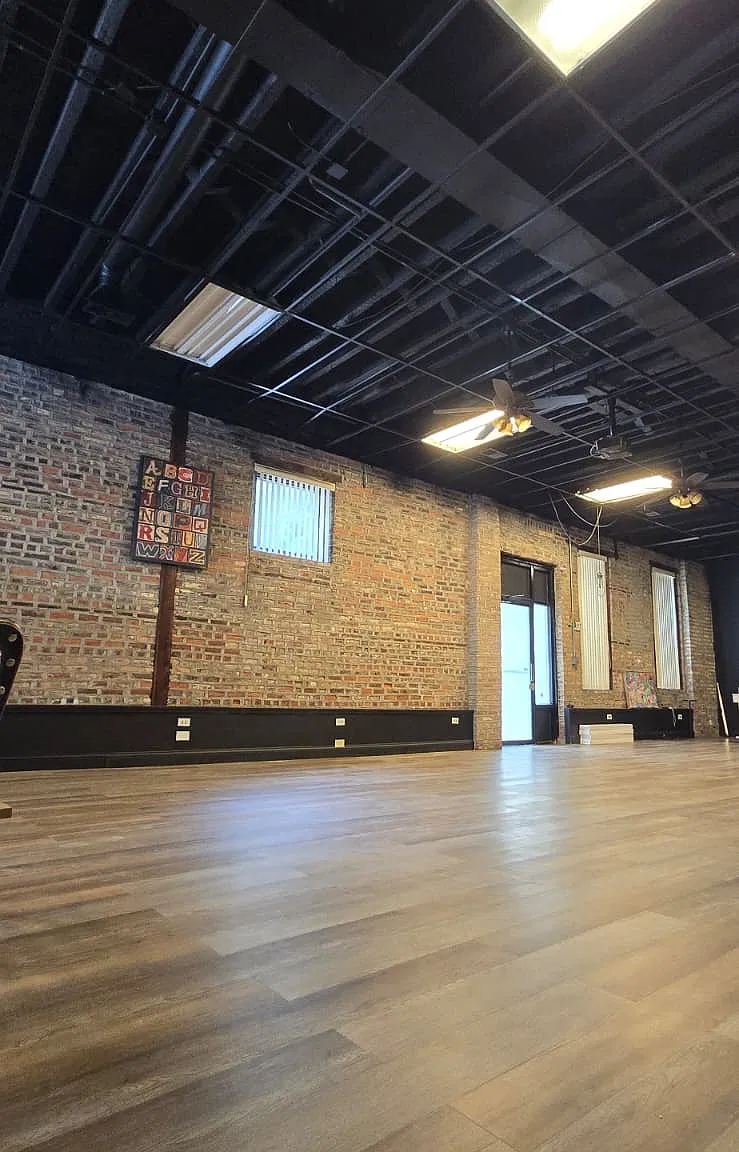 1036 W Cullerton St — Photo 1