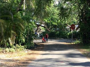 3595 Frantz Rd, Coconut Grove, FL 33133