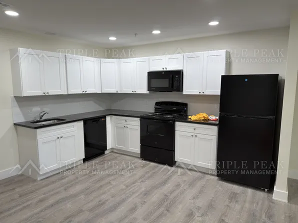 317 E Broad St, Millville, NJ