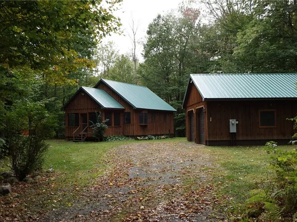 91 McCaw Rd, Redfield, NY 13437