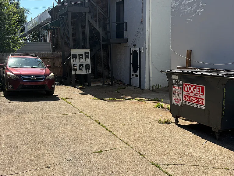3834 Penn Ave #1 — Photo 7