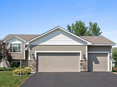 1225 Legacy Pkwy, New Richmond, WI, 54017