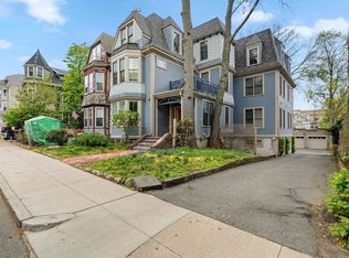 23 Hillside St, Roxbury, MA 02120