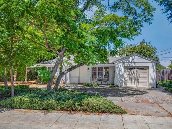 3991 Sutherland Dr, Palo Alto, CA 94303