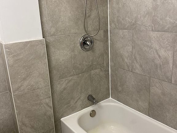 5th image of 538 Jacques St Floor 2