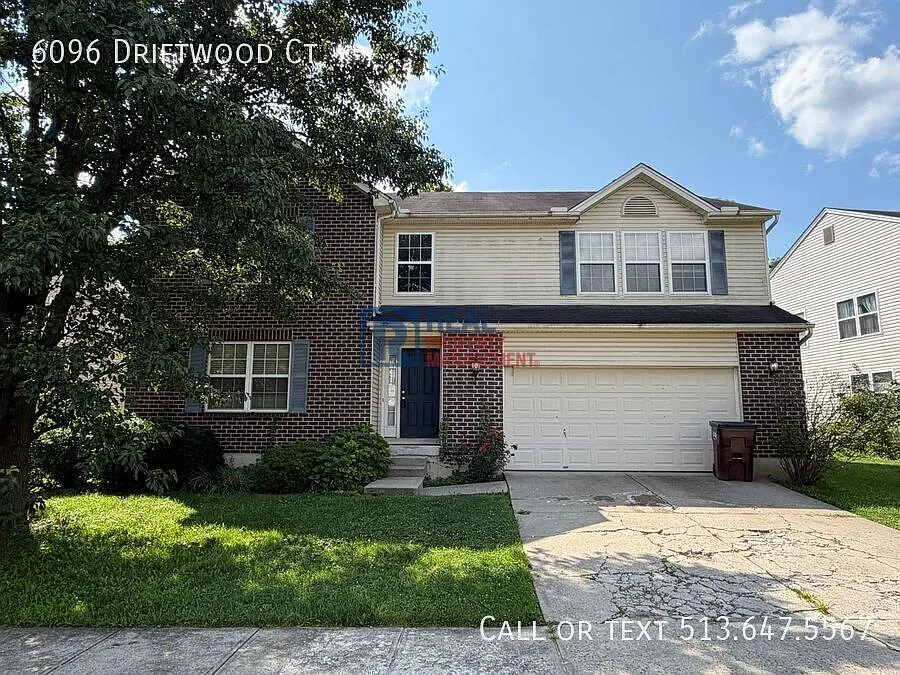 Spacious and Modern 5 BR Home — Photo 1