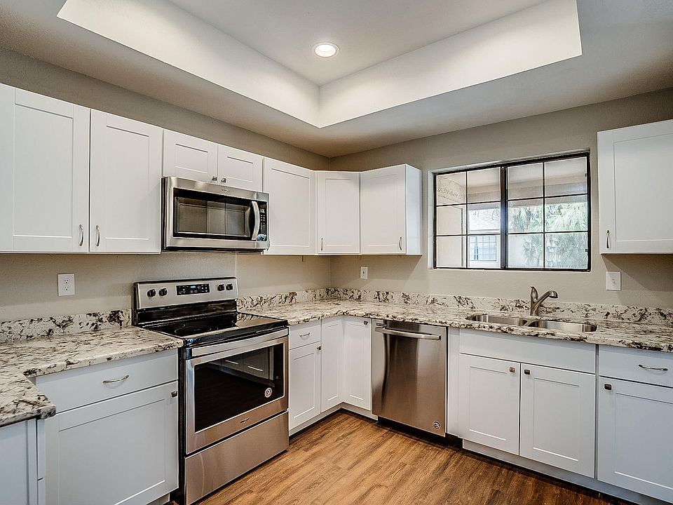 1st image of 6550 N 47th Ave Unit 226