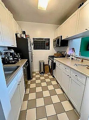 4th image of 88 Greenwich St APT 926
