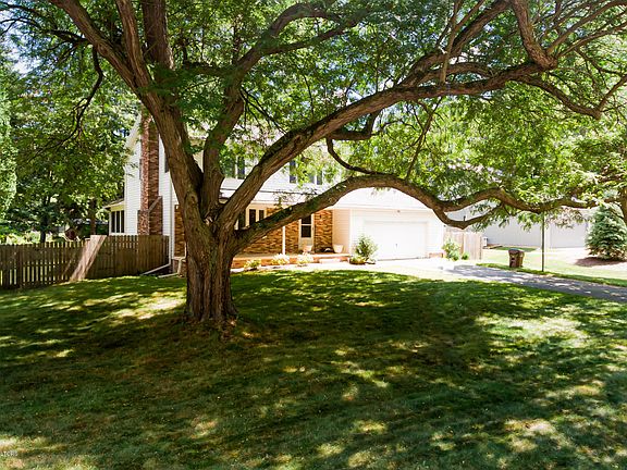 4th image of 4264 Arbor Dr