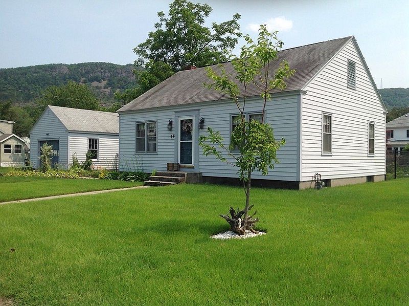 14 Mayer ~ Street View