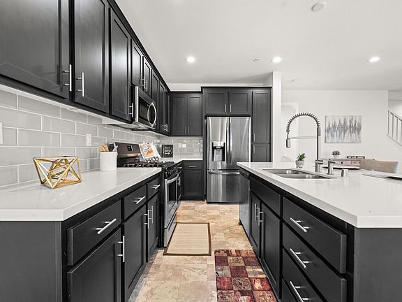 5th image of 5501 San Rafael