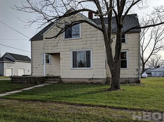 2nd image of 107 E Sandusky St