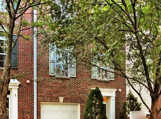 5082 Grimm Dr, Alexandria, VA 22304