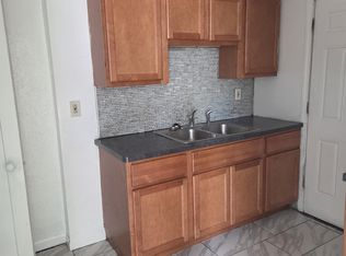1477 E 248th St, Euclid, OH 44117