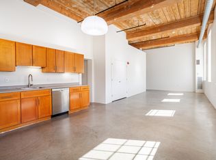35 Riverwalk Way #R201, Lowell, MA 01854
