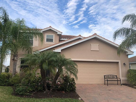 3rd image of 3576 Valle Santa Cir
