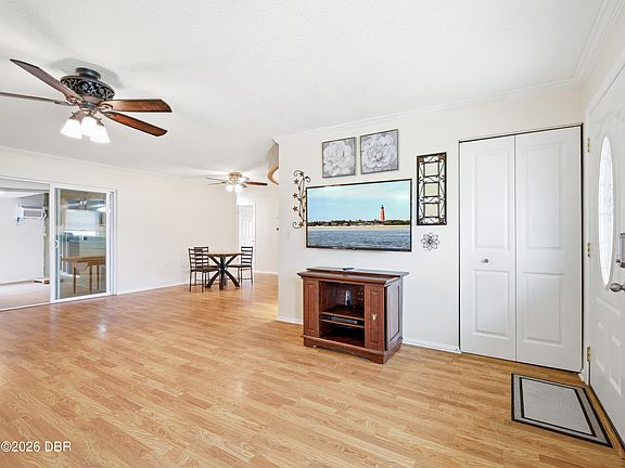 5th image of 2812 Travelers Palm Dr