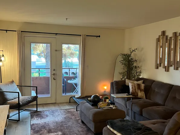 4704 E Paradise Village Pkwy N APT 202, Phoenix, AZ 85032