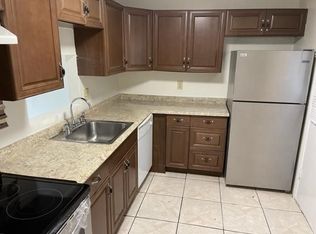 2800 NW 56th Ave APT A102, Lauderhill, FL 33313